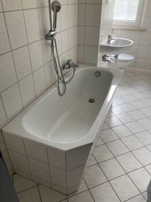 Wir sanieren! Kleine 1 Zimmer Wohnung