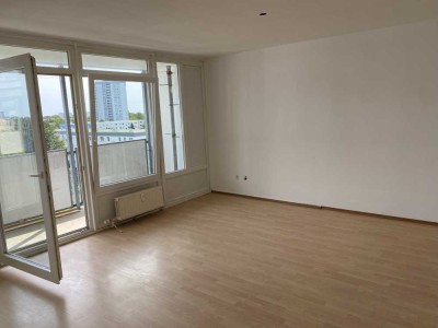 Geschmackvolle 3-Raum-Wohnung mit Balkon in Ludwigshafen am Rhein