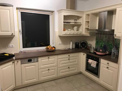 Teilmöblierte 3-Zimmer-Wohnung mit Balkon, Wintergarten und Garage in Neuhäusel (Westerwald)