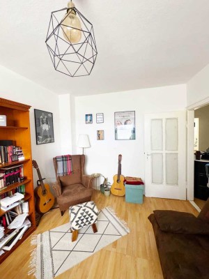 Superzentrale 2-Zimmer-Wohnung, Hochparterre, gepflegte Wohnanlage, im Grünen am Fluss Oker