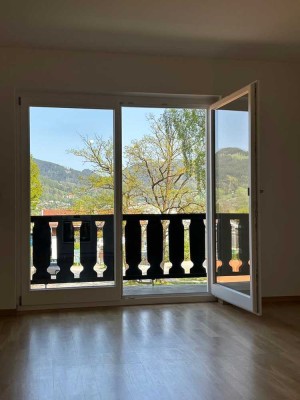 Helle, sehr ruhige 4-Zi-Whg, 2 Balkone, 350 Meter zum See