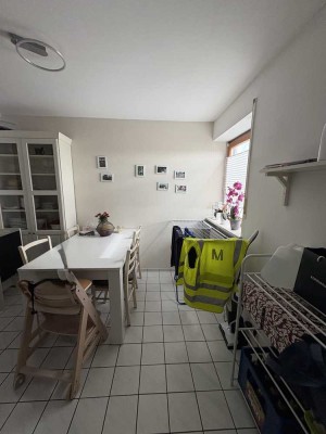 Helle 2-Zimmer-Dachgeschosswohnung in Karlsfeld