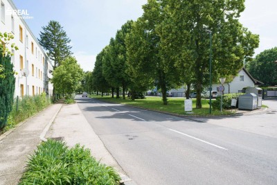 Frisch sanierte Wohnung perfekt zum Vermieten - 43m², 2 Zi, im EG mit 2 Parkplätzen im Innenhof!