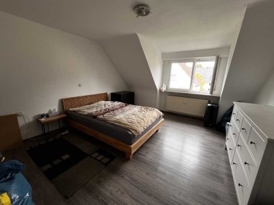 Renovierte 2-Zimmer-Wohnung mit Balkon und EBK in Kirchheim-Ötlingen