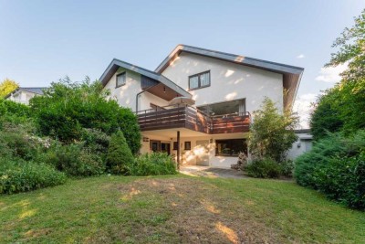 Einfamilienhaus mit großem Grundstück, vielfältigem Wohnkomfort und Ausbaupotenzial in Birenbach