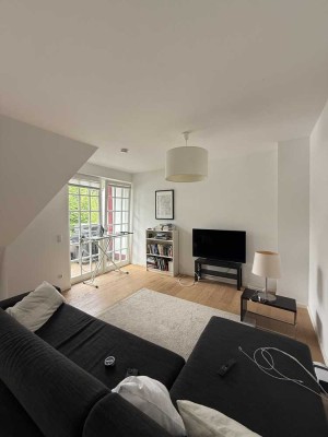 Charmante 3 Zimmer-Dachgeschoss-Maisonette in netter Nachbarschaft ab 01.08. zu vermieten
