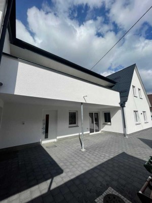 Exklusive 3-Zimmer-OG-Wohnung in Augsburg mit Balkon