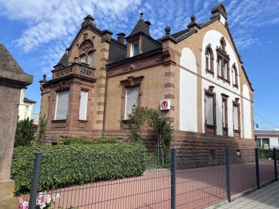Preiswerte, vollständig renovierte 2-Zimmer-Wohnung in Pirmasens Stadtmitte