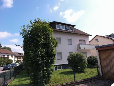 Gepflegtes Mehrfamilienhaus in ruhiger, schöner Lage von Sulz am Neckar!