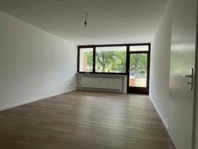 Erstbezug nach Sanierung mit Balkon und Einbauküche: Ansprechende 3-Zimmer-Wohnung in Fernwald