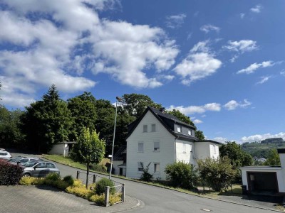 Mehrfamilienhaus (3 WE) mit Potential in Eibelshausen in toller Lage mit Waldgrundstück