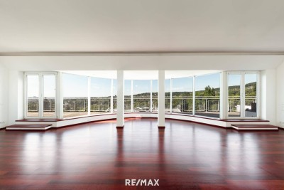AUSSERGEWÖHNLICHES PENTHOUSE | DACHGARTEN | POOL | FERNBLICK