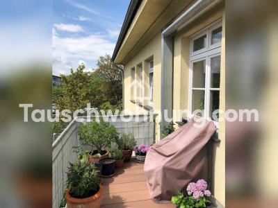 Tauschwohnung: Lichtdurchflutete 3-Zimmer-Altbauwohnung mit großem Balkon