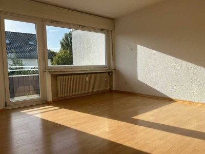 3-Zimmer Wohnung mit Balkon und Gartenmitbenutzung in Brackwede