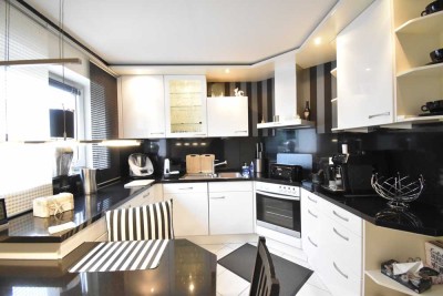 Schöne 3 Zimmer Wohnung mit Balkon