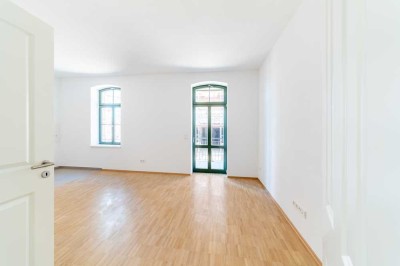 Gemütliche 2 Zimmer mit Balkon direkt an der Saale! - WE24