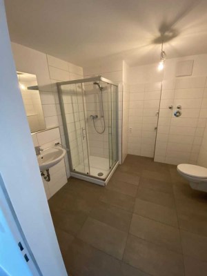 Exklusive, modernisierte 2-Zimmer-Wohnung mit Balkon in Dormagen