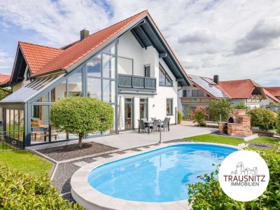 Eleganz & Lebensqualität: zeitlos modernes Einfamilienhaus mit großzügigem Garten und Pool