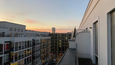 The penthouse with a view is looking for a tenant from October 15th to April 15th