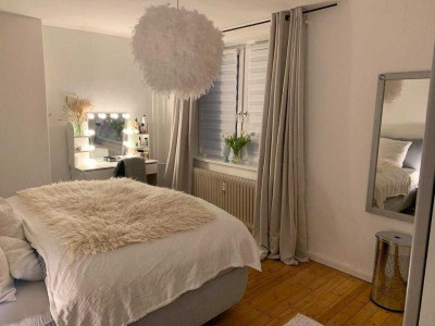 Stilvolle, neuwertige 2-Zimmer-Wohnung in Hamburg Winterhude Gertigstraße