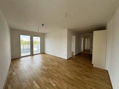 Zwei Balkone: 4-Zimmer-Neubau AB SOFORT