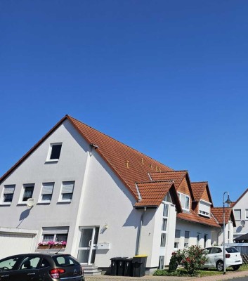 Großzügige Doppelhaushälfte mit 2 Wohnungen