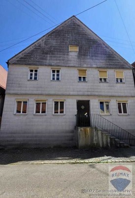 Stadthaus mit viel Potential und Garten