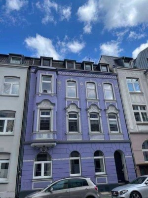 Über den Dächern von Duissern! Schöne 3 Zimmer Altbauwohnung mit Gemeinschaftsgarten