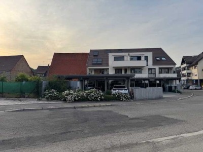 Moderne Wohnung  mit Einbauküche und Terrasse in Eisingen