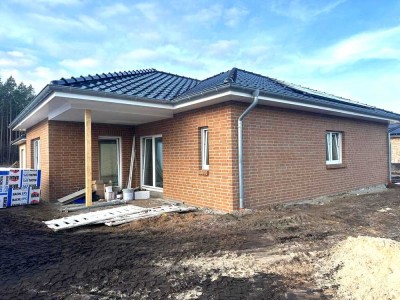 Neubau-Klinkerbungalow in beliebter Lage