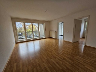 Elegante 2-Zimmer Wohnung mit großem Balkon in Hoppegarten