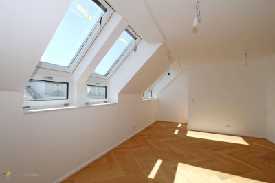 Exklusive Dachgeschosswohnungen mit Außenflächen in einem schönen Altbau