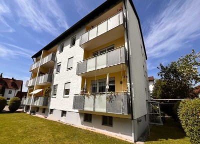 SEHR GEPFLEGTES MEHRFAMILIENHAUS MIT AUSBAUMÖGLICHKEIT ÜBER 2 DACHTERRASSENWOHNUNGEN