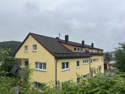 ***HANDWERKER / DIY*** 
Dachgeschoss-Wohnung zur individuellen Gestaltung