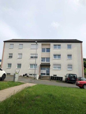 Moderne und helle Eigentumswohnung 3ZKB mit Balkon, Stellplatz und Keller