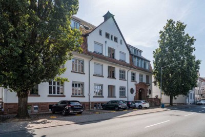 Stilvolles Wohnen in der denkmalgeschützten Rodensteinschule