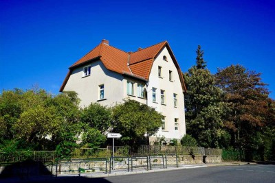 Freistehendes Mehrfamilienhaus in Weimar mit großen Garten