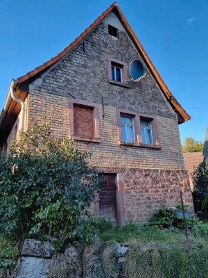 Haus mit Garten und großer Scheune zu vermieten in Elztal