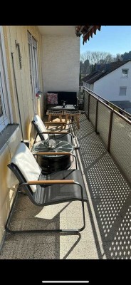 4-Zimmer-Wohnung mit Südbalkon und EBK in ruhiger Lage
