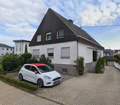 Renovierte 4-Zimmer-Wohnung mit großem Balkon in ruhiger Lage von Wolken