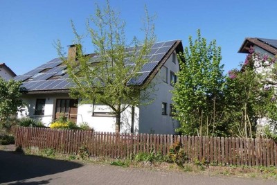 Traumhaftes Einfamilienhaus mit Einliegerwohnung und Garage