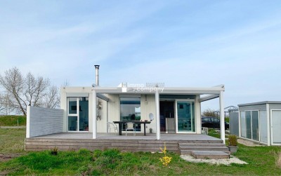 ERSTBEZUG - Entzückendes Haus am See mit vielen Extras