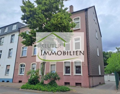 Gemütlichkeit trifft Größe - 3,5 Zimmer-Wohnung mit Klimaanlage, Kaminofen und Gartennutzung