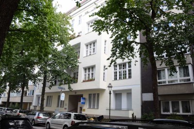 Sanierte Altbauwohnung in Kudamm-Nähe