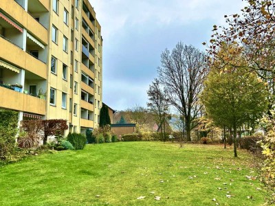 Frisch renovierte 3,5-Zimmer-Wohnung mit Loggia in gepflegter Wohnanlage