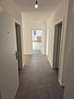 Attraktive 2-Zimmer Wohnung mit Balkon und EBK in Großenlüder