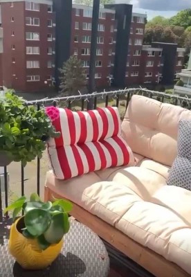 Stilvolle 2-Raum-Wohnung mit gehobener Innenausstattung mit Balkon und EBK in Neuss