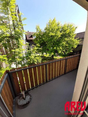Schöne 4-Zimmer-Maisonettewohnung mit neuer möblierte Küche
