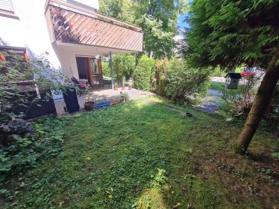 EG-Wohnung mit Garten & Außenstellplatz + TG