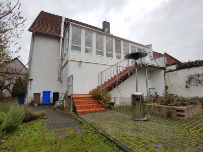 Großes Einfamilienhaus mit Wintergarten, Terrasse und Garten in Reichelsheim